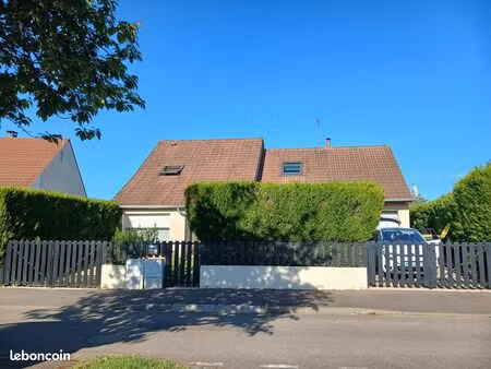 vends pavillon 140 m2