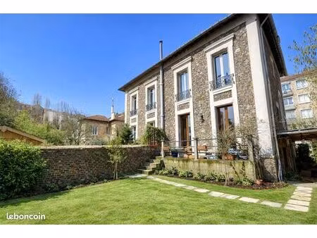 maison 7 pièces 132 m²