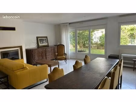 maison de 220 m2 avec jardin 5 chambres non mitoyenne environnement calme