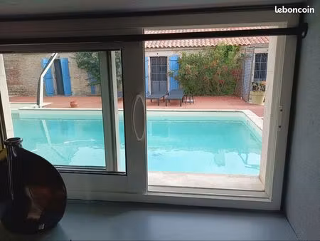 longère avec piscine  gîtes ou chambres d'hôtes