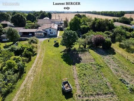maison 6 pièces 198 m²