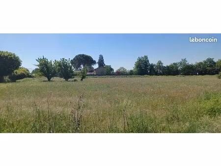 terrain 415 m² romans sur isere