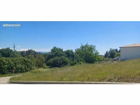 terrain 689 m² saint donat sur l herbasse