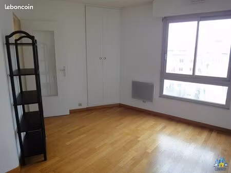 studio 1 pièce 21 m²