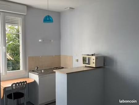 a saisir  studio pour étudiants à egletons
