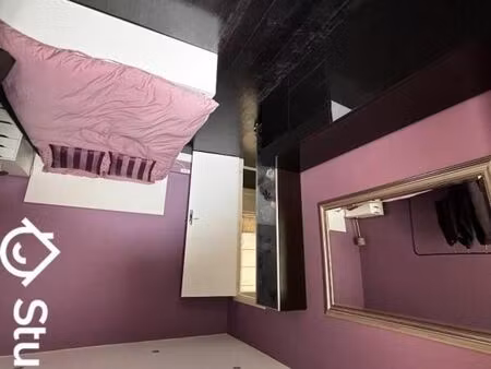 chambre 1 pièce 14 m²