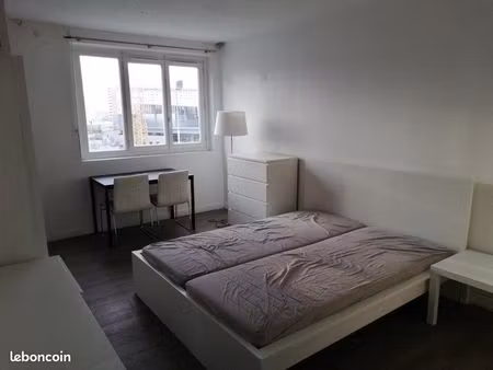 studio meublé 29m2 face à la gare de nanterre-université
