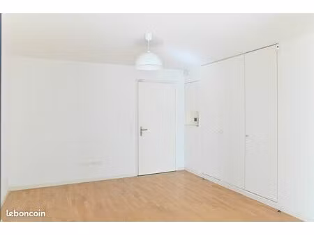studio suresnes