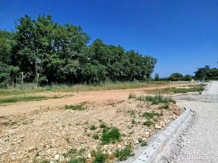 terrain 321 m² anneyron
