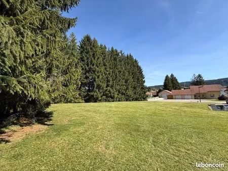terrain 989 m² mouthe