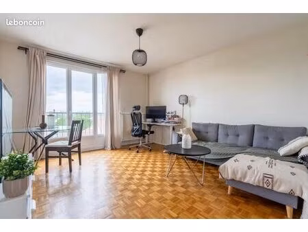appartement 3 pièces 56 m²