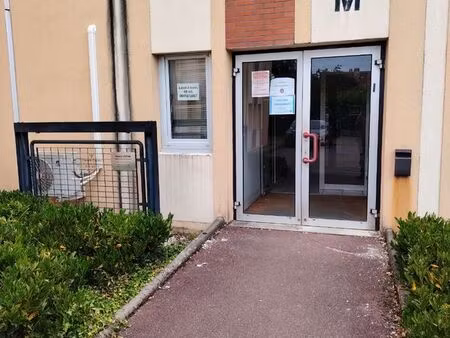 bureaux 48 m² – 4 espaces de travail – quartier mirande – idéal professions libérales  ind