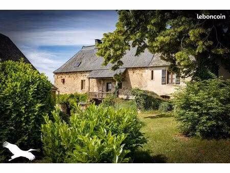 ferme 22 pièces 400 m²