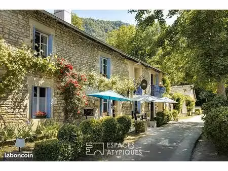 propriété 12 pièces 413 m²