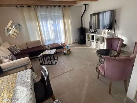 grande maison mitoyenne rénovée t5 au centre ville