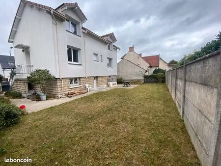 maison familiale - bois de gaumont