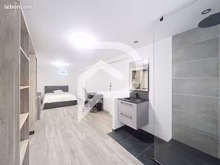 appartement 6 pièces 113 m²