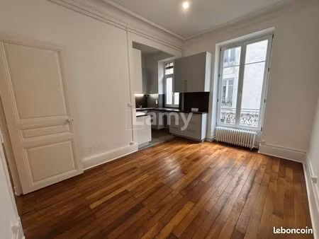 appartement 4 pièces 72 m²