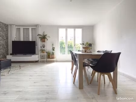 appartement t4 avec 2 chambres
