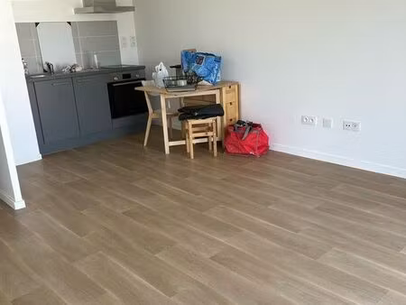location appartement à epernon 28230
