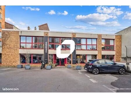 bureau 473 m²