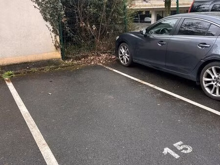 place de parking privée – centre-ville / hôpital paul d’egine – champigny-sur-marne
