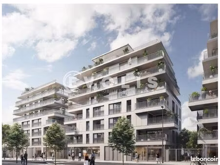 local commercial 73 m²