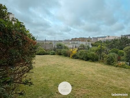 maison familiale avec jardin dans le quartier recherché de saint-michel à saint-brieuc