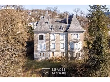 villa 25 pièces 388 m²