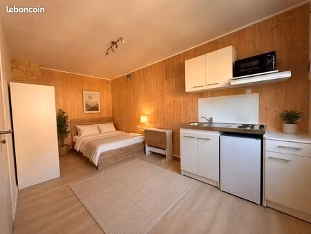 studio rénové  à 10 min de paris
