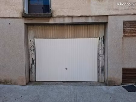 garage fermé à vendre – nîmes centre (carnot / gare sncf)