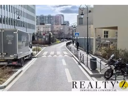 local commercial 350 m²
