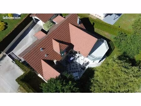 maison 6 pièces 200 m²
