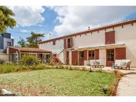 ferme 11 pièces 255 m²