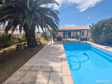 charmante maison traditionnelle avec piscine