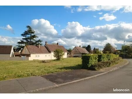 terrain 1 000 m² coltainville