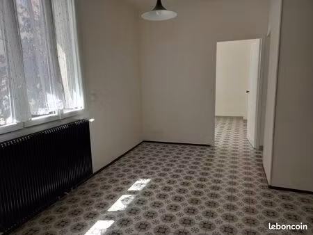 43 m2 centre ville ales