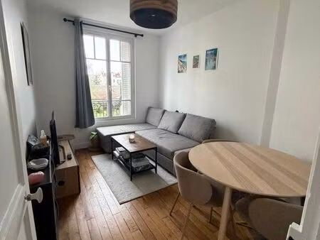 2 pièces meublé 31 m² – refait à neuf – métro ligne 8 – maisons-alfort
