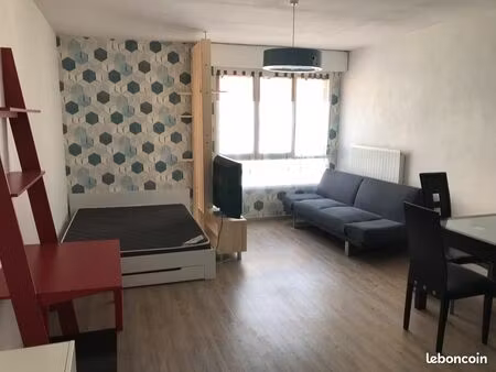 f1 bis idéal étudiant meublé 36m² montbéliard centre