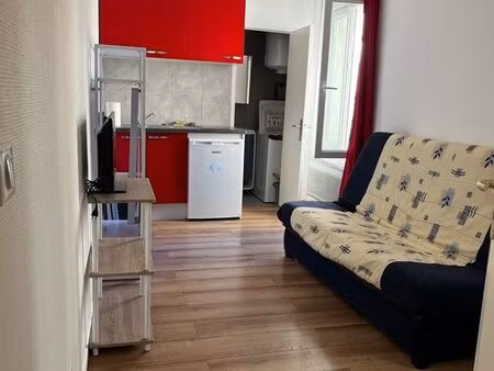 beau studio en plein centre-ville