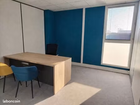 bureau privé meublé 15 m² – nîmes nimaxis – parking inclus