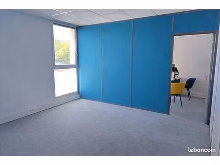 bureau xl meublé 30 m² – nîmes nimaxis – 2 parkings inclus