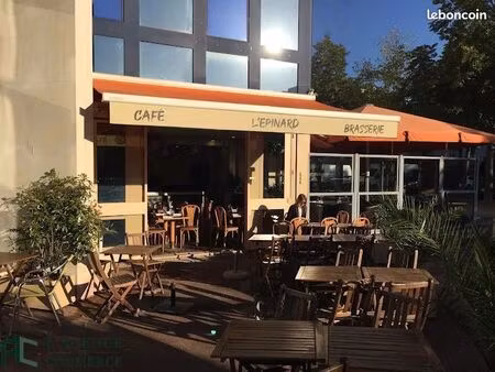 fonds de commerce brasserie 192 m²