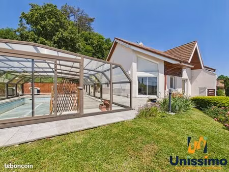 maison 6 pièces 162 m²