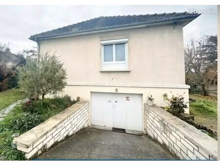 maison 3 chambres avec garage et terrasse – proche écoles  gare et commerces