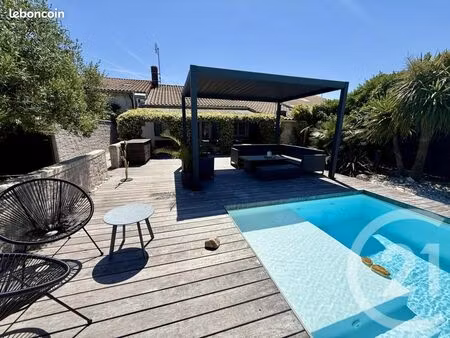 longère 8 pièces 215 m²