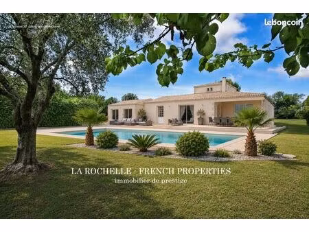 propriété 7 pièces 257 m²
