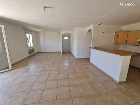 maison . 4 pièces . 90 m2