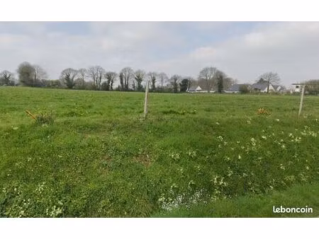 terrain 530 m² garlan
