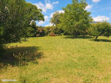 terrain 848 m² la rouviere